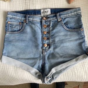 Women’s One Teaspoon Lovers Low Waist Shorts